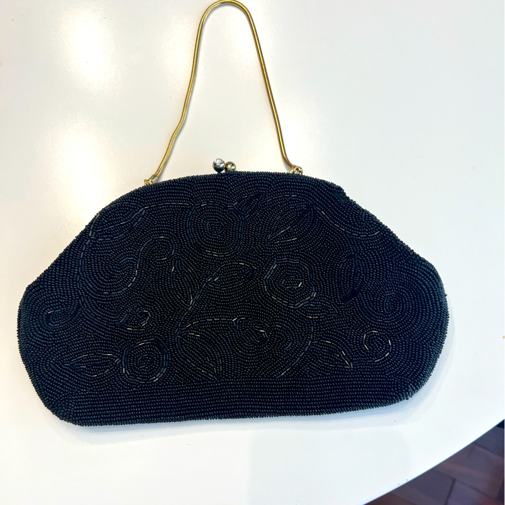 Antique beaded bag.